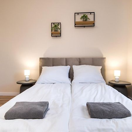 Apartament Lompy Gliwice Esterno foto